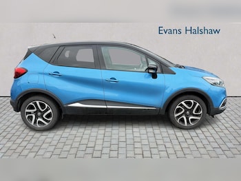 Used Renault Captur 2017 for sale - 77686423: Photo
