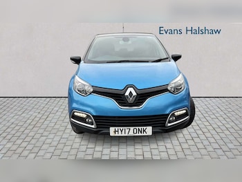 Used Renault Captur 2017 for sale - 77686423: Photo