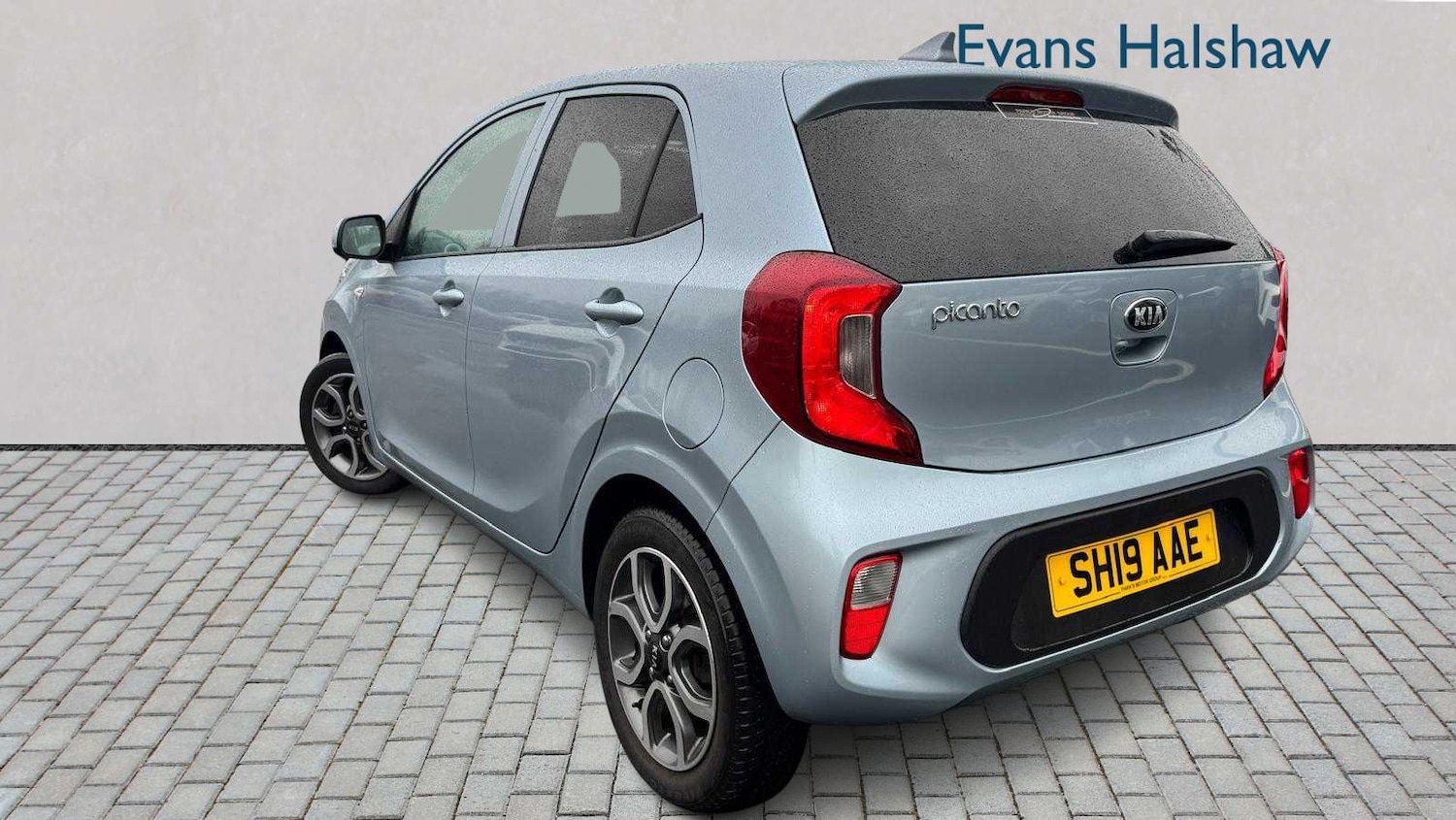 Used Kia Picanto 2019 for sale - 77308319: Photo 2