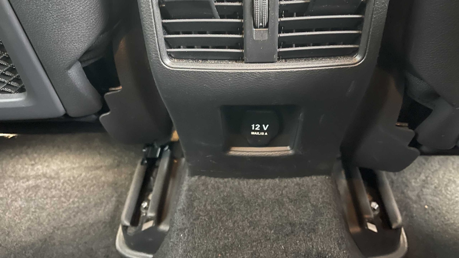 Used Infiniti Q30 2016 for sale - 75818360: Photo 34