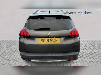 Used Peugeot 2008 2019 for sale - 76442440: Photo