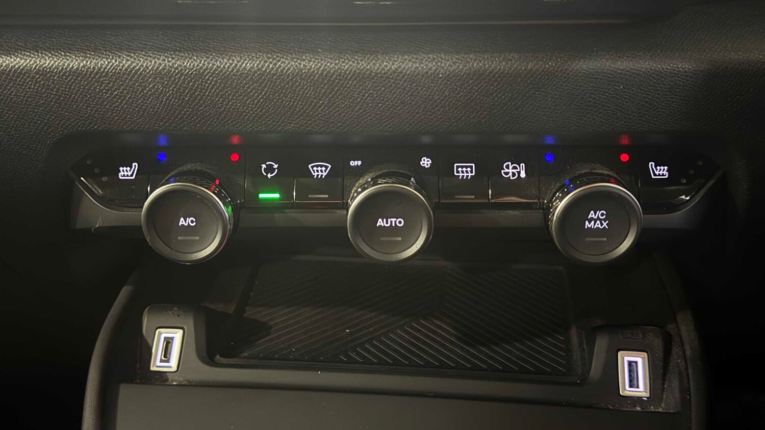 Used Citroen C4 2022 for sale - 77698870: Photo 23