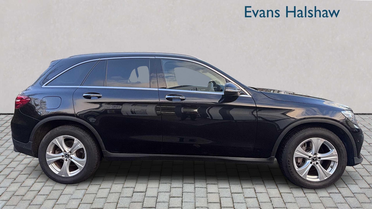 Used Mercedes-Benz GLC 2019 for sale - 77134788: Photo 5