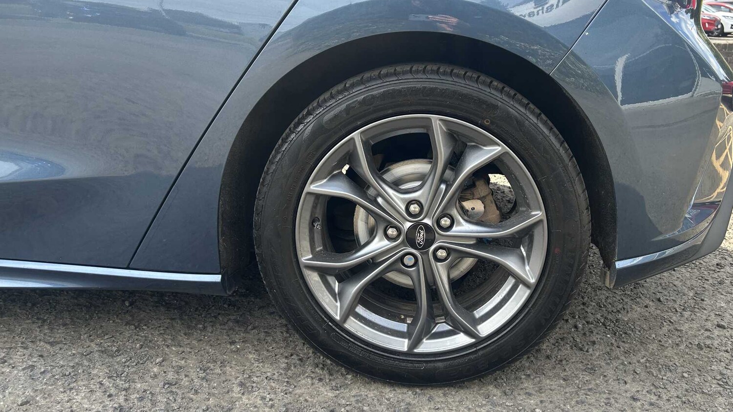 Used Ford Focus 2019 for sale - 75981238: Photo 11
