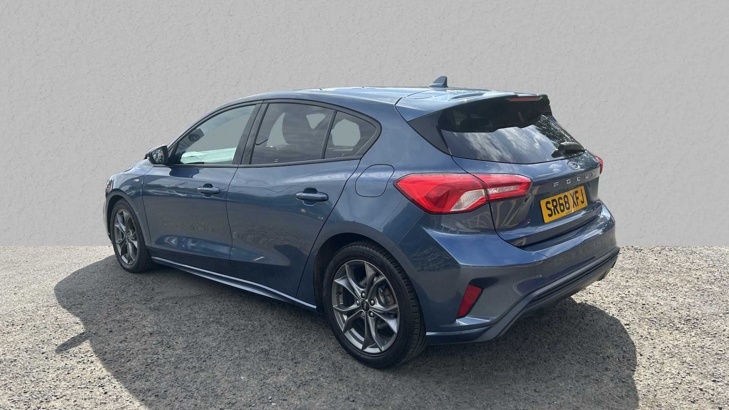 Used Ford Focus 2019 for sale - 75981238: Photo 2