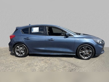Used Ford Focus 2019 for sale - 75981238: Photo 4