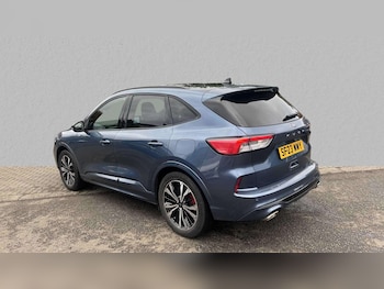 Used Ford Kuga 2023 for sale - 76125978: Photo 2