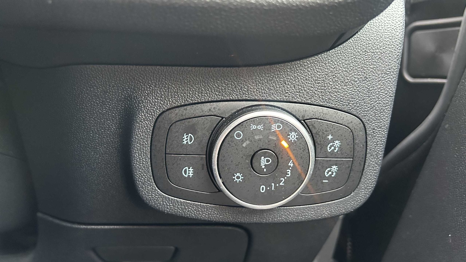 Used Ford Fiesta 2020 for sale - 76034807: Photo 32
