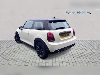Used MINI Hatch 2019 for sale - 78732331: Photo