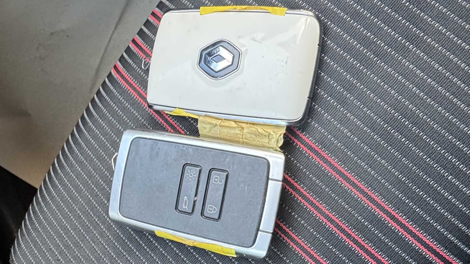 Used Renault Clio 2020 for sale - 76668979: Photo 20