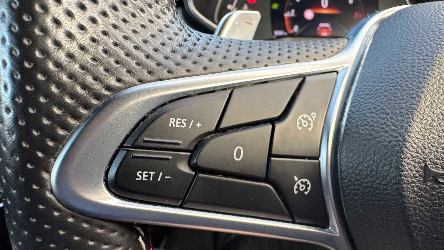 Used Renault Clio 2020 for sale - 76668979: Photo 22