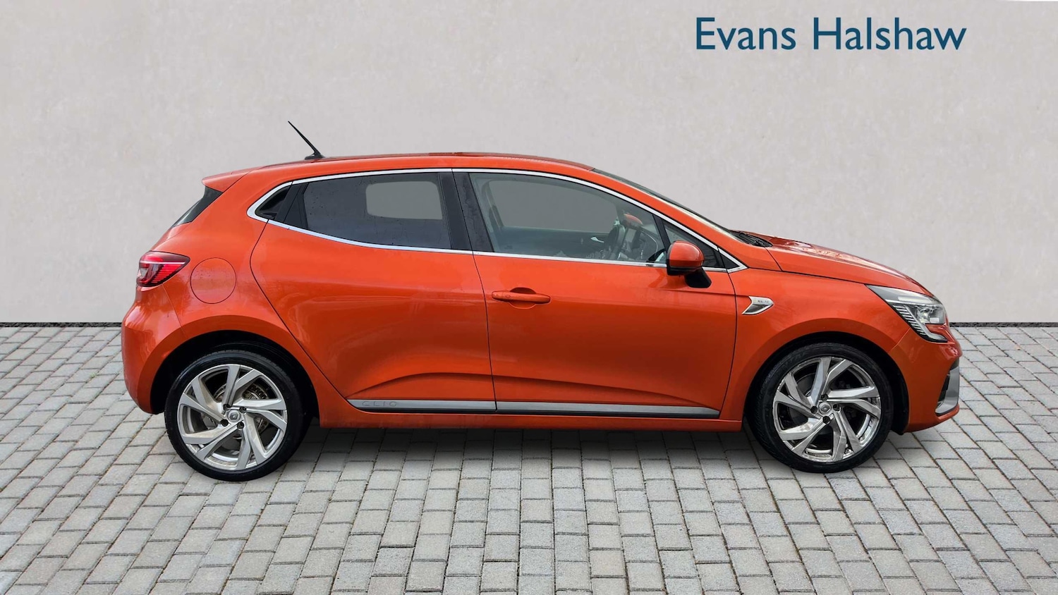 Used Renault Clio 2020 for sale - 76668979: Photo 4