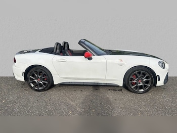 Used Abarth 124 Spider 2016 for sale - 75813307: Photo