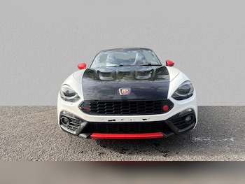 Used Abarth 124 Spider 2016 for sale - 75813307: Photo