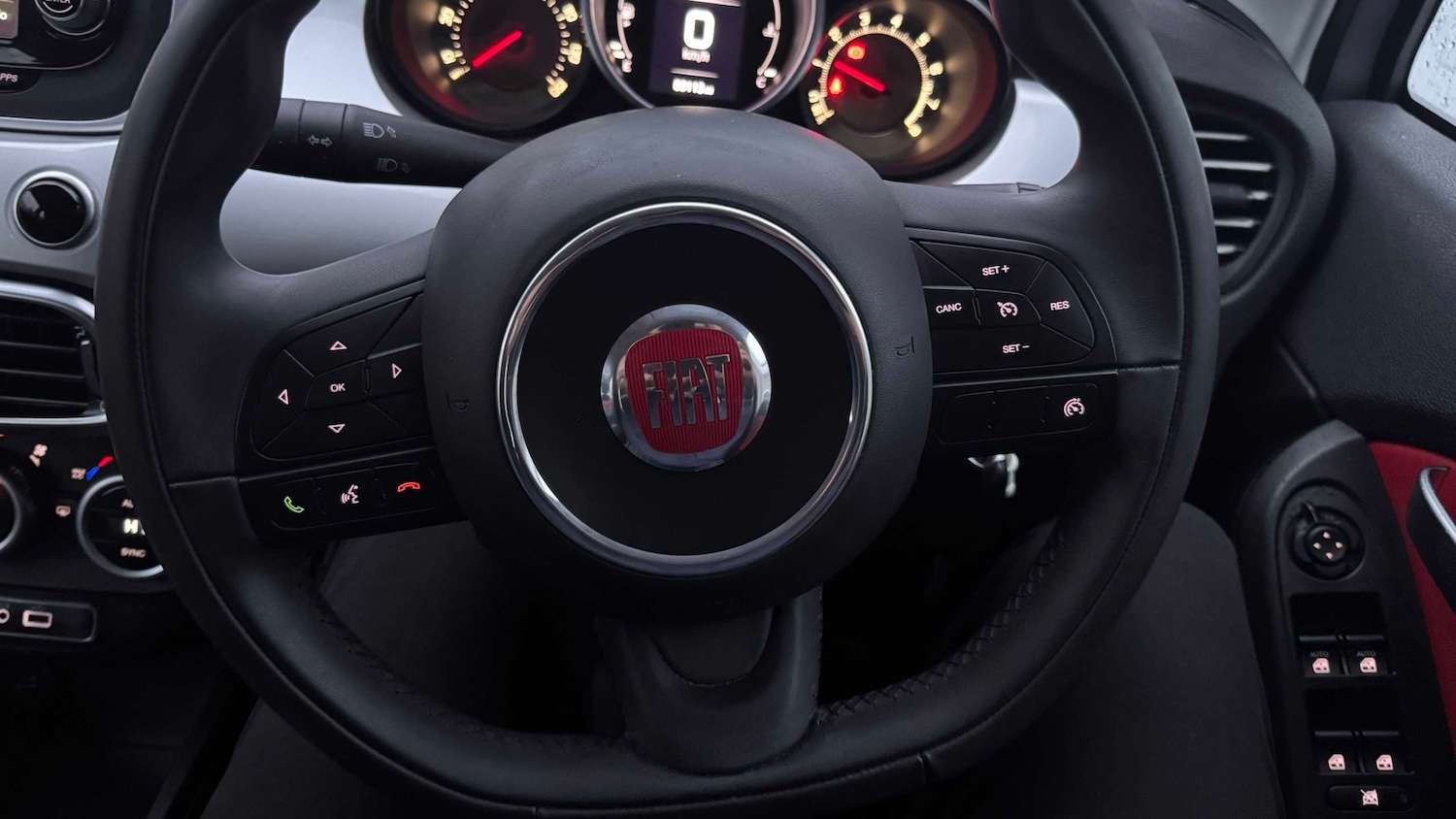 Used Fiat 500X 2016 for sale - 77103116: Photo 16