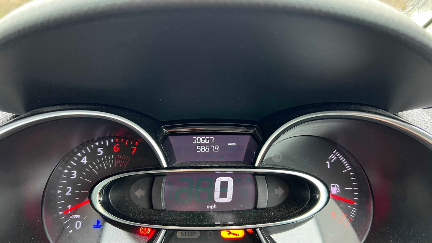 Used Renault Clio 2017 for sale - 77389780: Photo 8