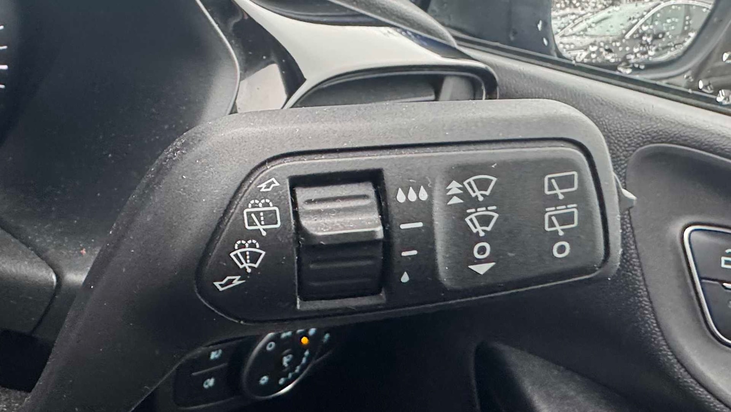 Used Ford Fiesta 2018 for sale - 77294229: Photo 28