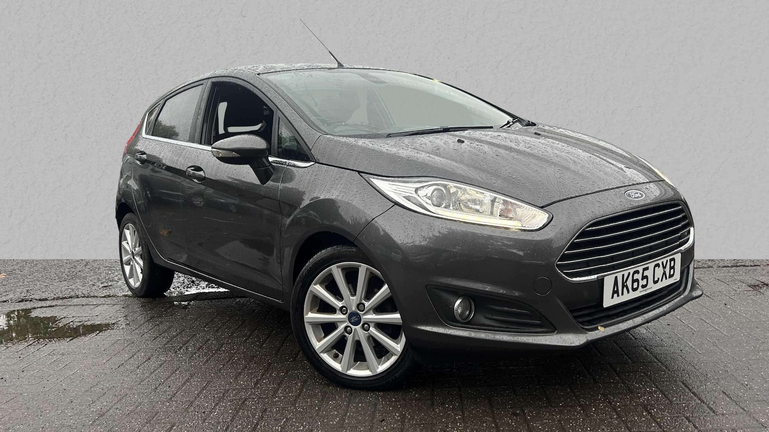 Used Ford Fiesta 2015 for sale - 76141625: Photo 1