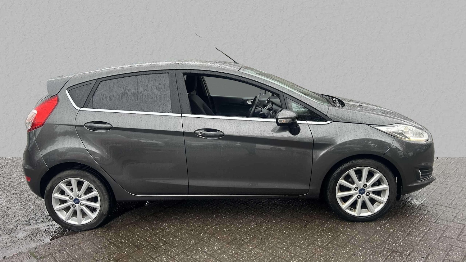 Used Ford Fiesta 2015 for sale - 76141625: Photo 4