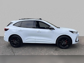 Used Ford Kuga 2025 for sale - 76967805: Photo