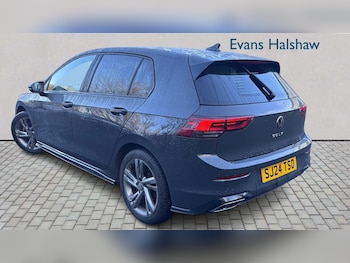 Used Volkswagen Golf 2024 for sale - 77103129: Photo