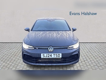 Used Volkswagen Golf 2024 for sale - 77103129: Photo