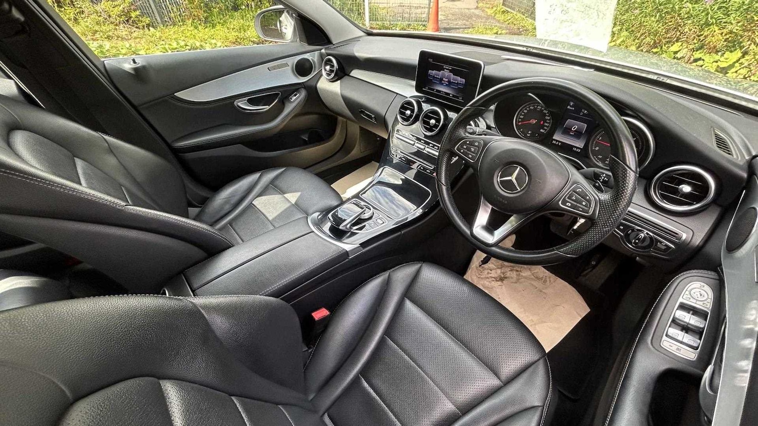 Used Mercedes-Benz C Class 2015 for sale - 76252208: Photo 16