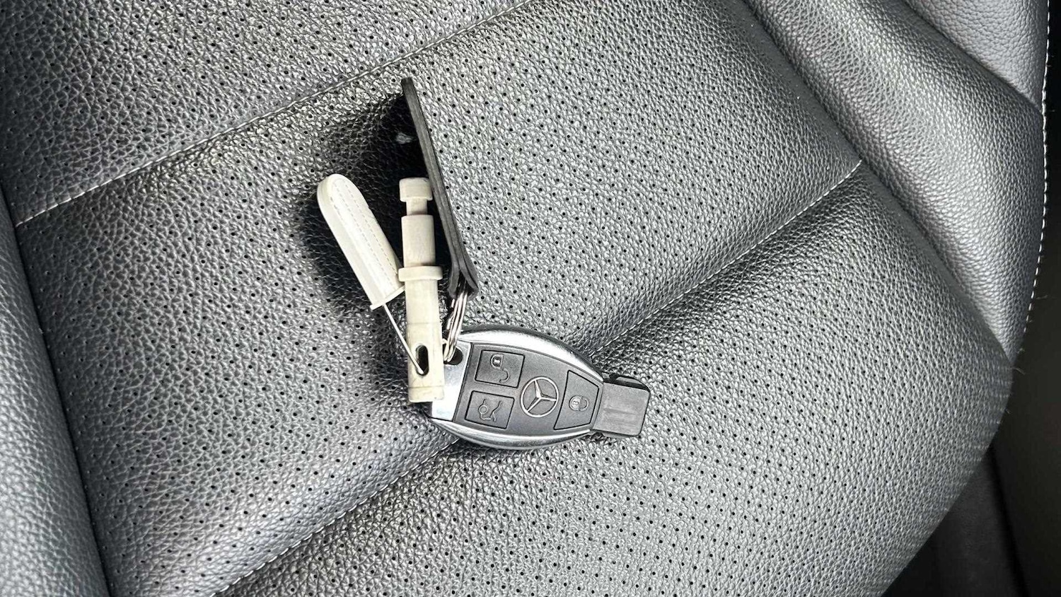 Used Mercedes-Benz C Class 2015 for sale - 76252208: Photo 35