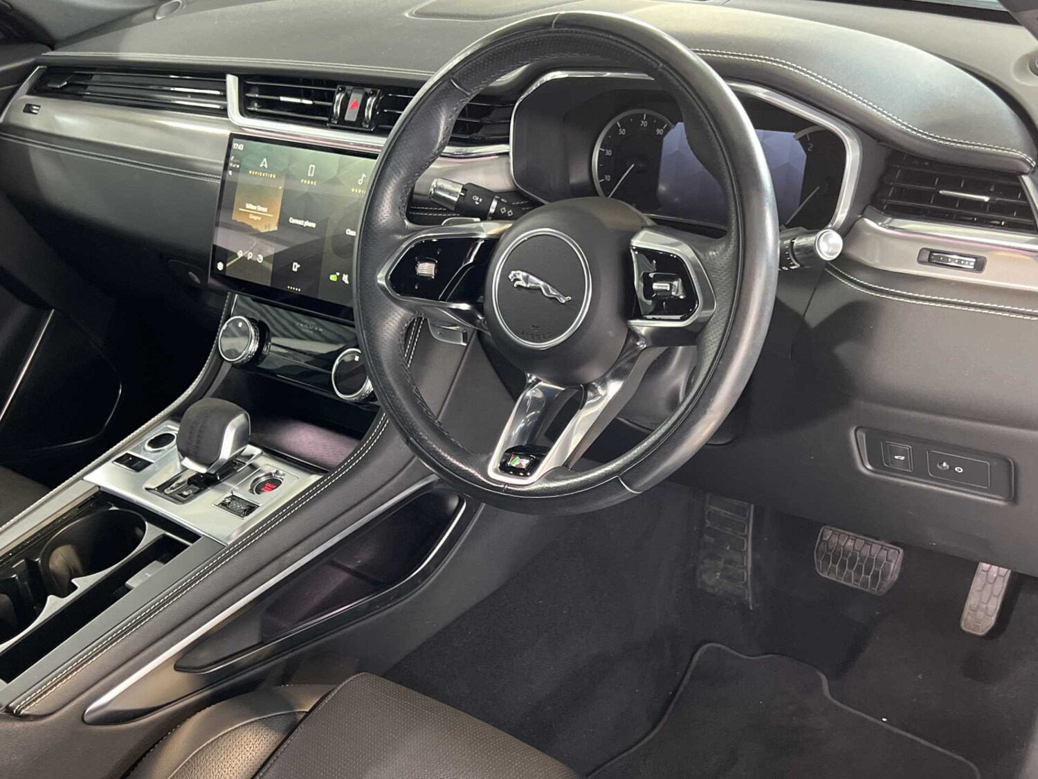 Used Jaguar F-Pace 2022 for sale - 77601346: Photo 16