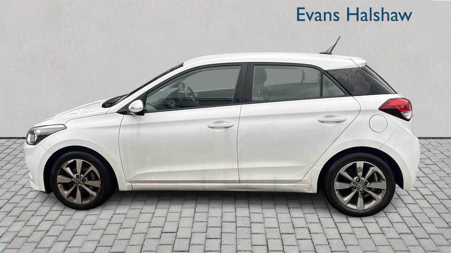 Used Hyundai i20 2016 for sale - 76169998: Photo 3