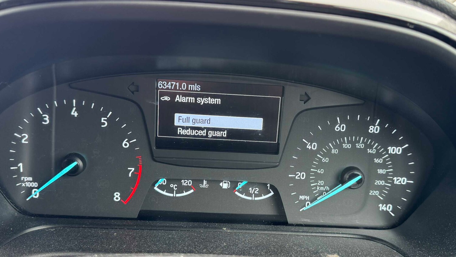 Used Ford Fiesta 2018 for sale - 78037396: Photo 11