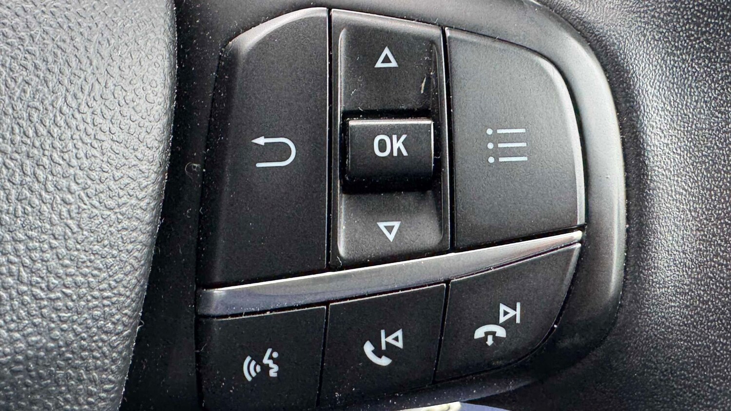 Used Ford Fiesta 2018 for sale - 78037396: Photo 14