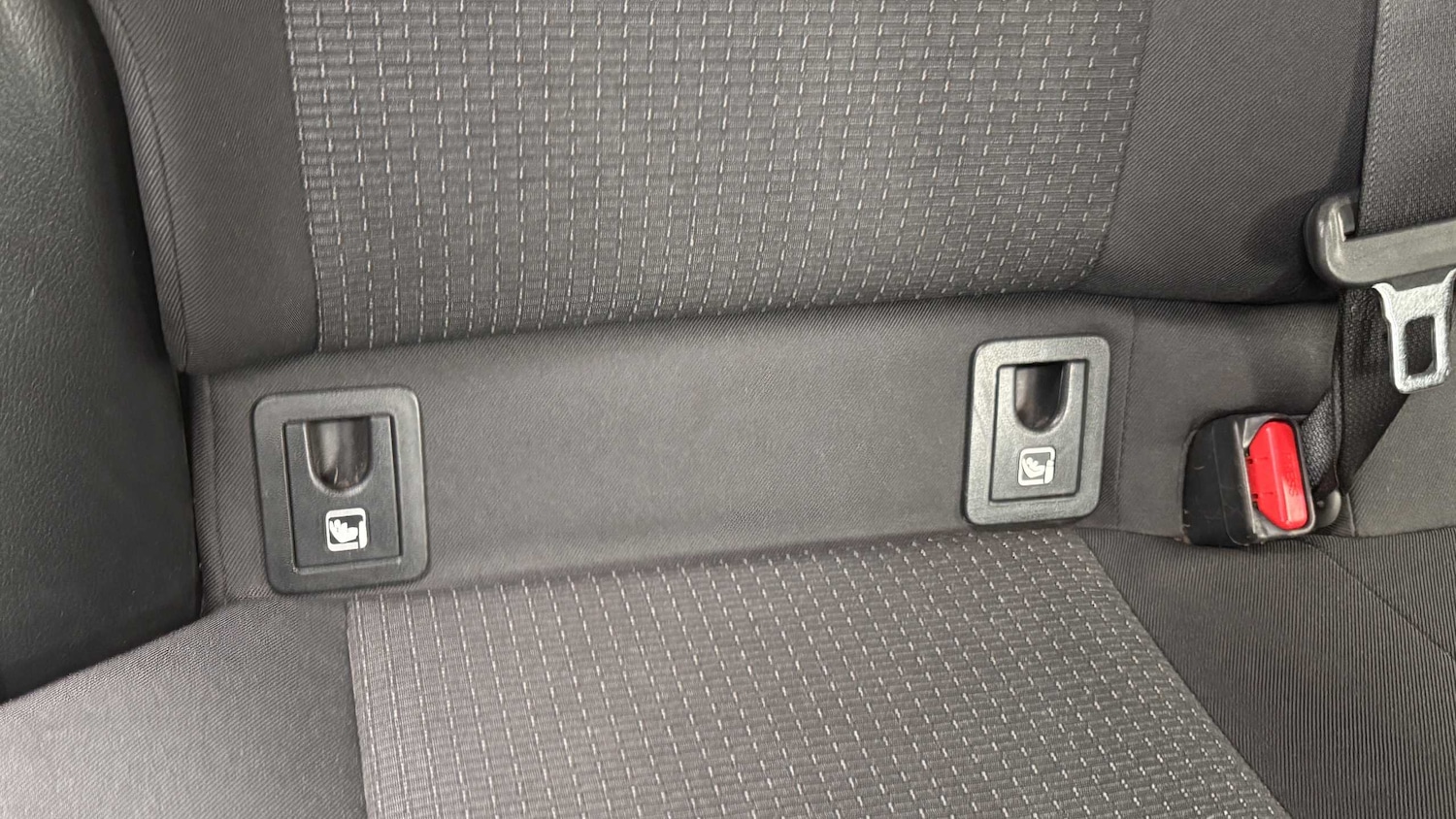 Used Toyota C-HR 2018 for sale - 76170171: Photo 21