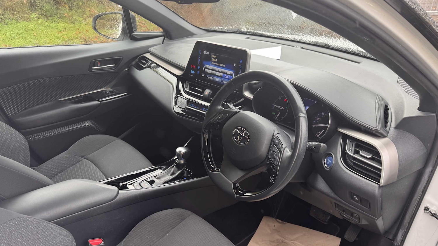 Used Toyota C-HR 2018 for sale - 76170171: Photo 22
