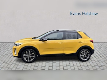 Used Kia Stonic 2022 for sale - 76169952: Photo