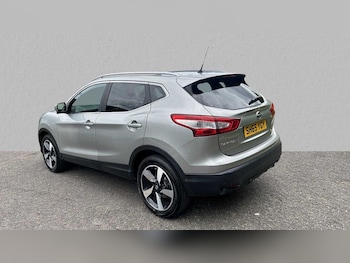 Used Nissan Qashqai 2015 for sale - 75813457: Photo