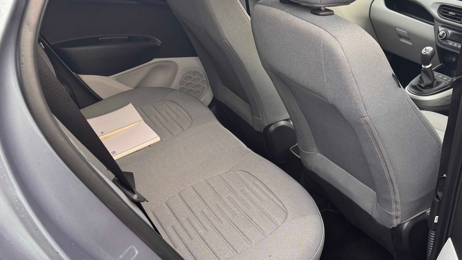 Used Hyundai i10 2023 for sale - 76938248: Photo 11