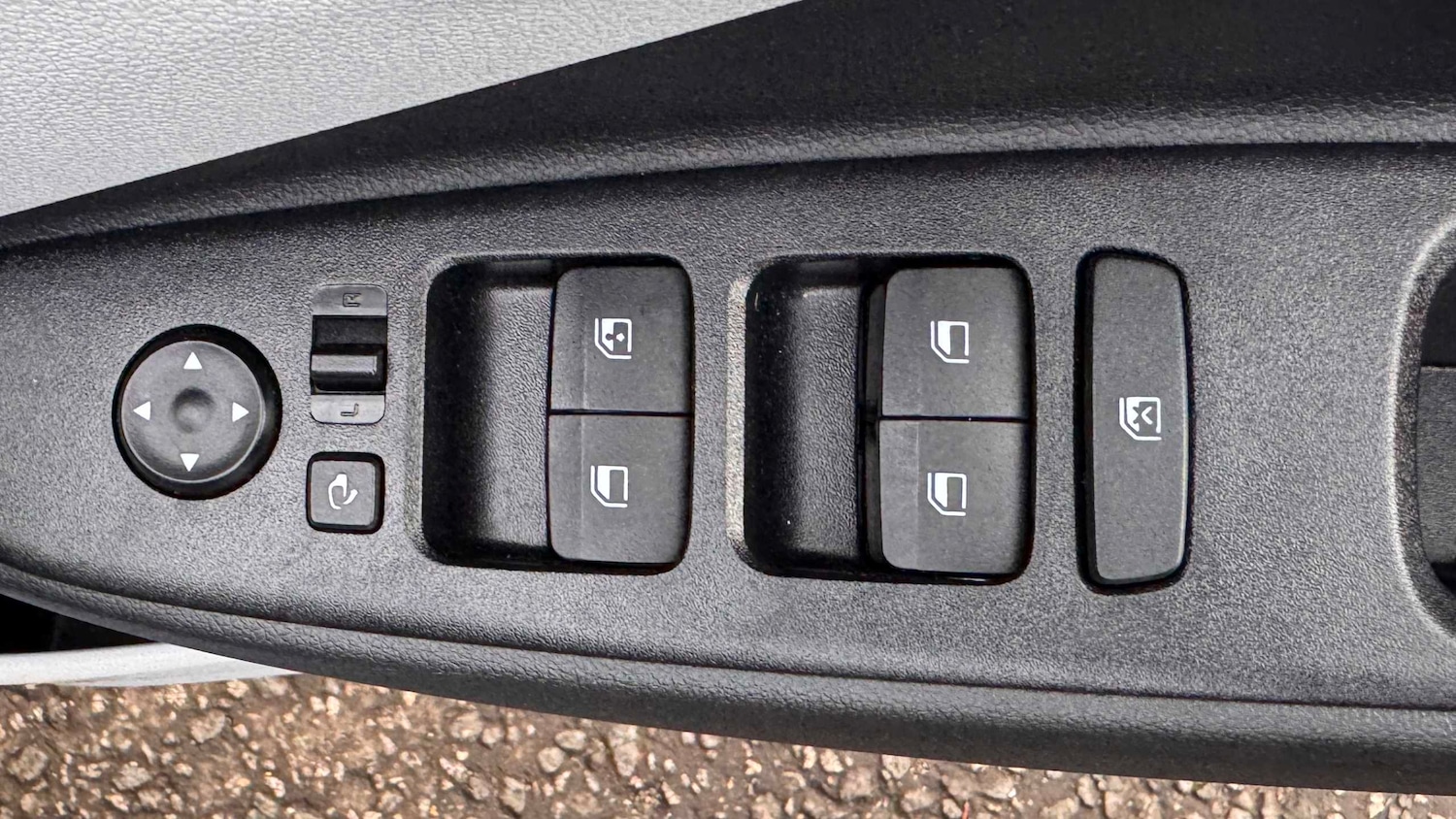 Used Hyundai i10 2023 for sale - 76938248: Photo 15