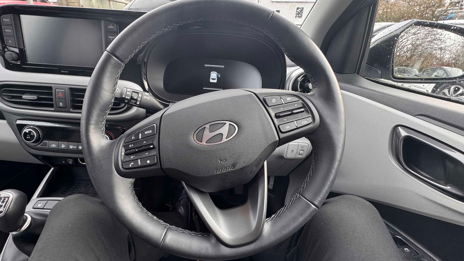 Used Hyundai i10 2023 for sale - 76938248: Photo 16