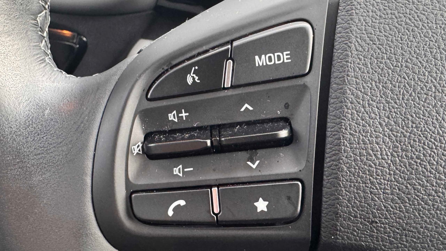 Used Hyundai i10 2023 for sale - 76938248: Photo 17