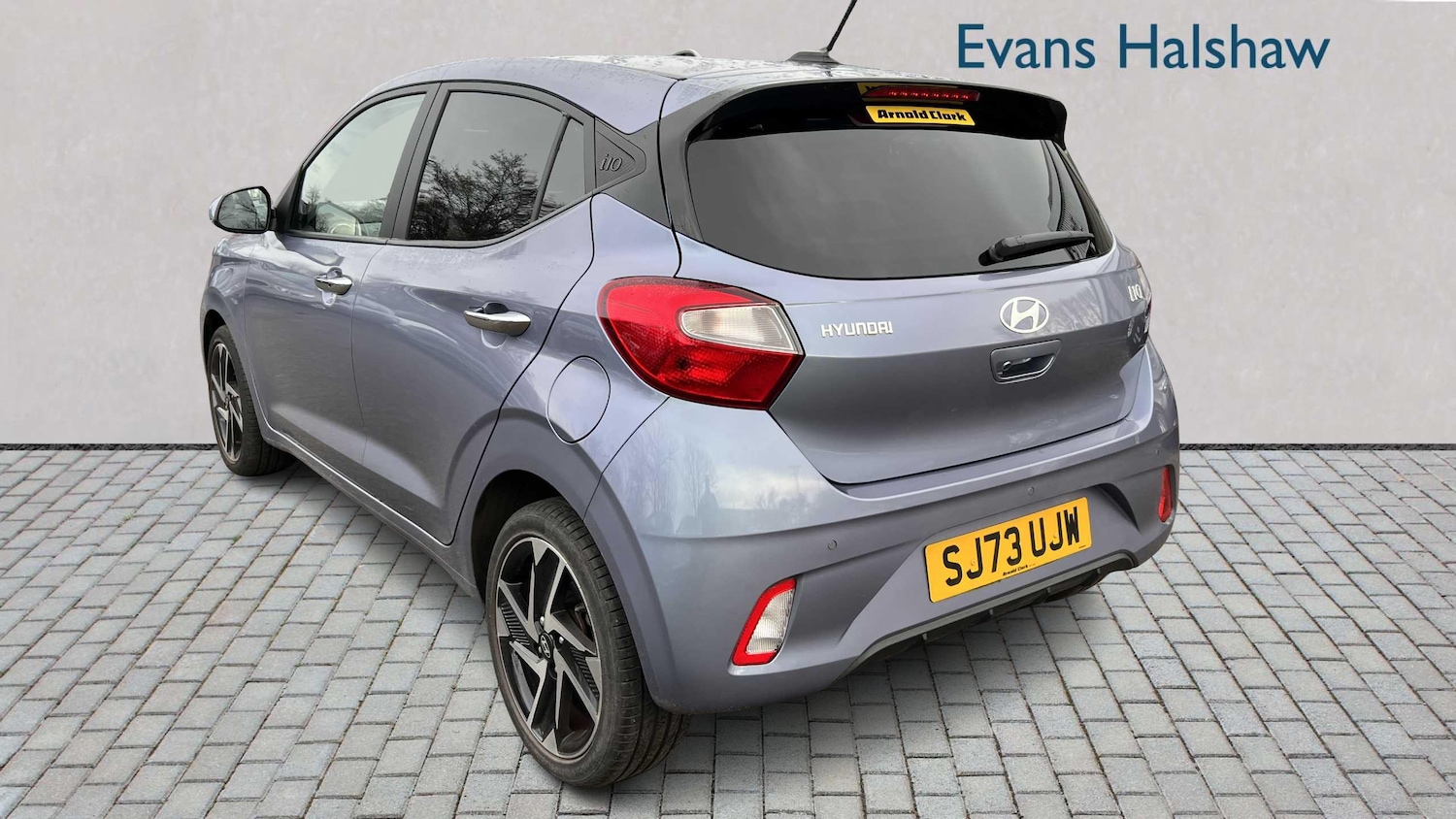 Used Hyundai i10 2023 for sale - 76938248: Photo 3