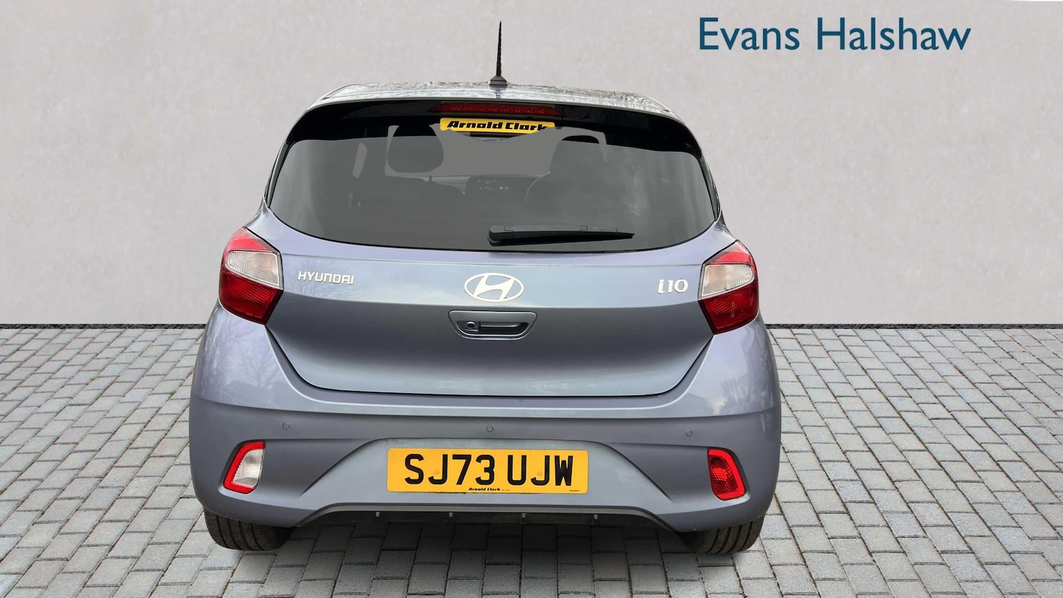 Used Hyundai i10 2023 for sale - 76938248: Photo 4