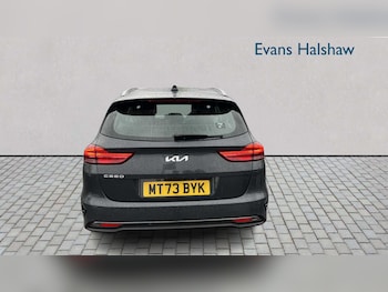 Used Kia Ceed 2023 for sale - 77500455: Photo