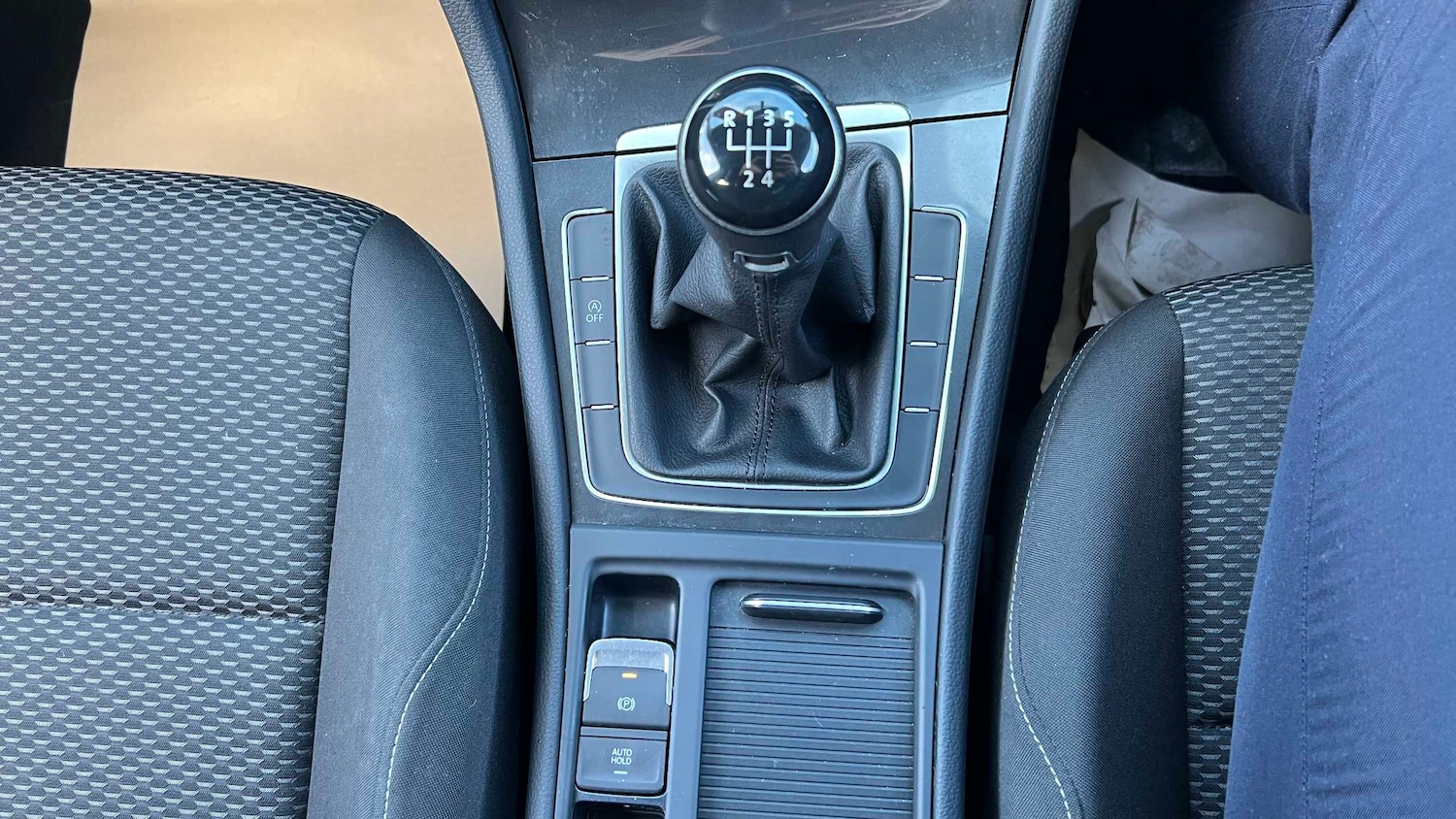 Used Volkswagen Golf 2019 for sale - 77103145: Photo 17