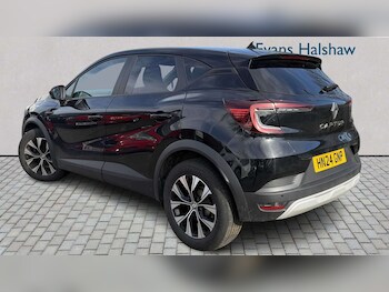 Used Renault Captur 2024 for sale - 77787081: Photo