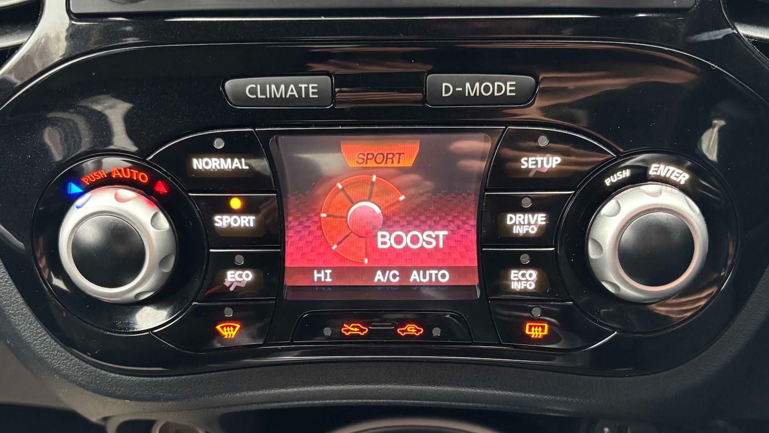 Used Nissan Juke 2016 for sale - 76668935: Photo 11