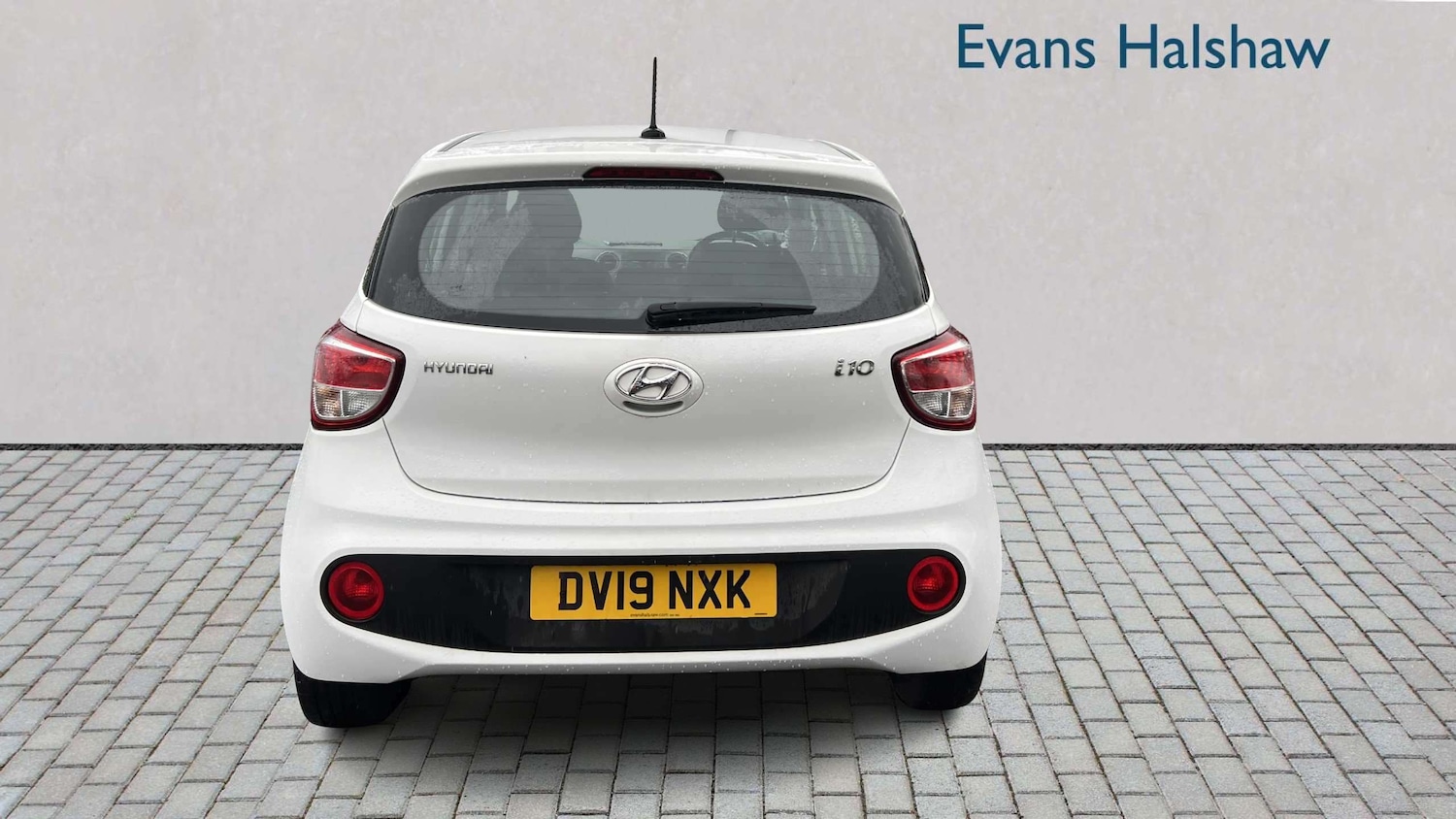 Used Hyundai i10 2019 for sale - 77674863: Photo 4