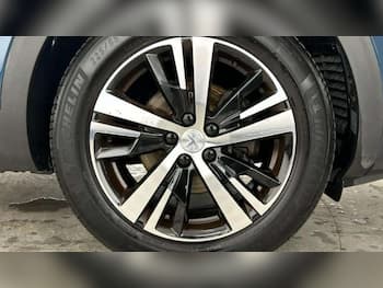 Used Peugeot 5008 2024 for sale - 79825514: Photo