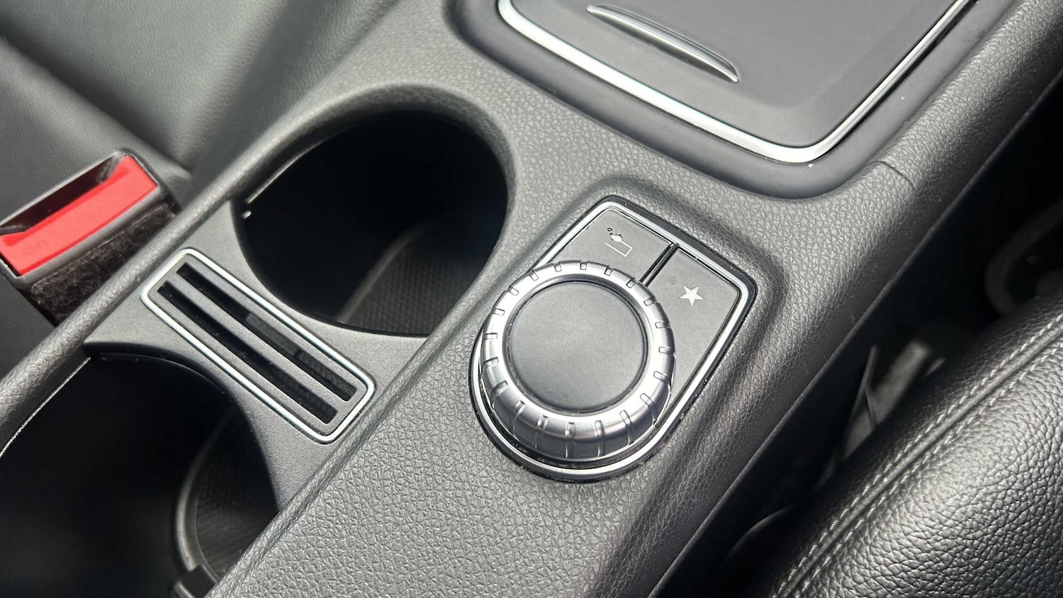 Used Mercedes-Benz A-Class 2016 for sale - 76902456: Photo 21