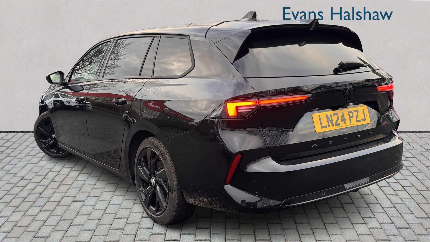 Used Vauxhall Astra 2024 for sale - 77281978: Photo 6